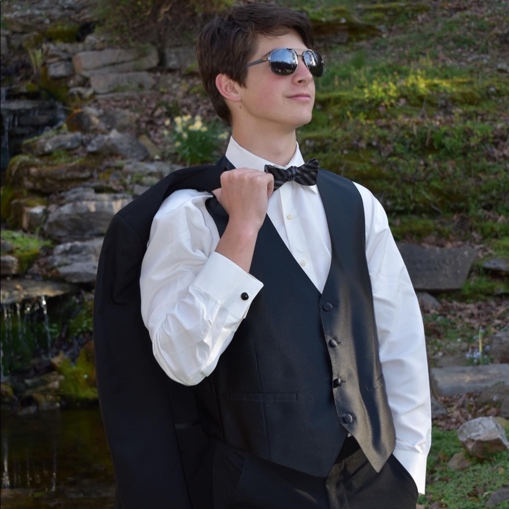 Meet your Posher, Travis
